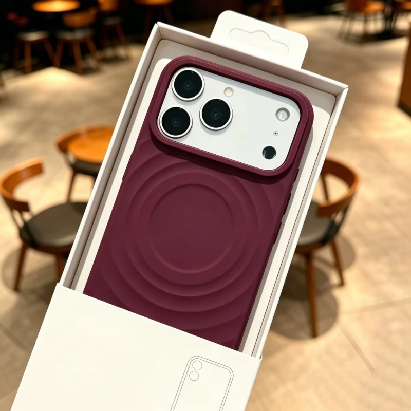 iPhone 18、17、16、15、14 Pro Max用 - Liquid Silicone Magnetic Phone Case のレビューと価格